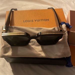 Black and Gold LV millionaires sunglasses